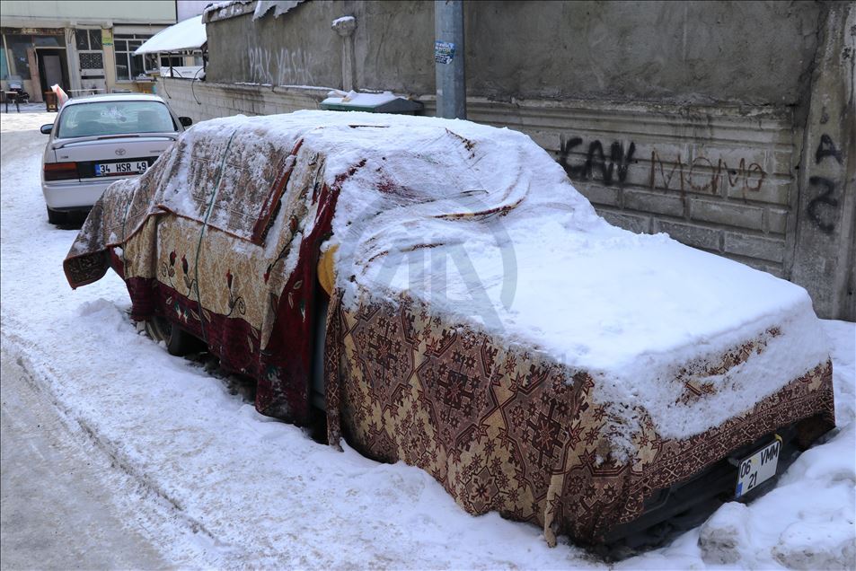 Kar ve tipi yerini soğuğa bıraktı