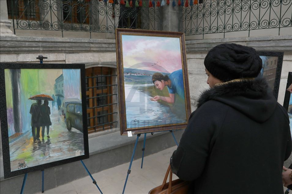پێشانگایەکی تابلۆ و نیگارکێشی لەسەر قەڵای هەولێر کرایەوە