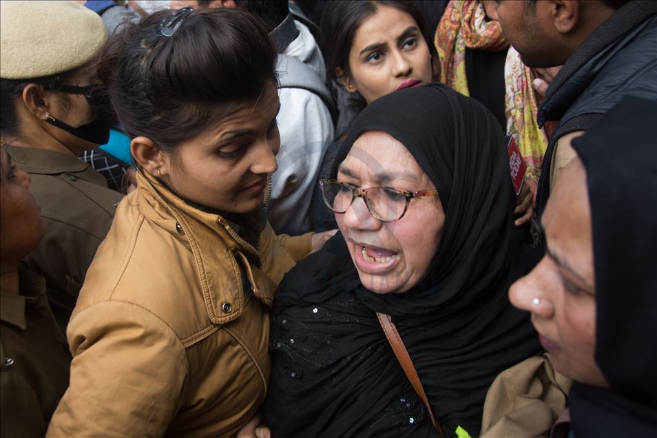 March to Parliament against CAA-NRC halt by police