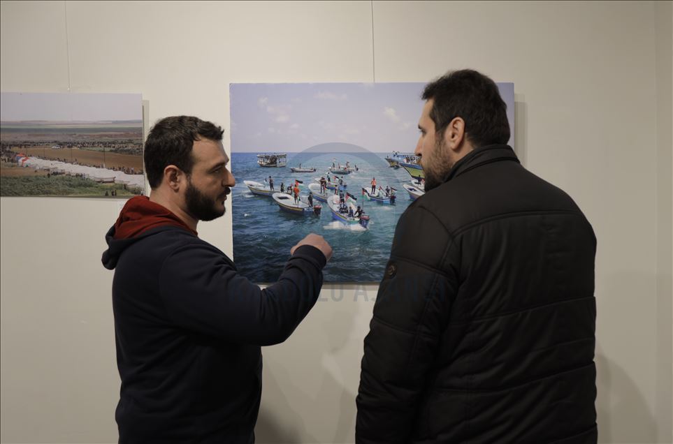 في معرض "إنسان خلف الحدود" بإسطنبول.. فلسطيني يوثق بالصور معاناة غزة