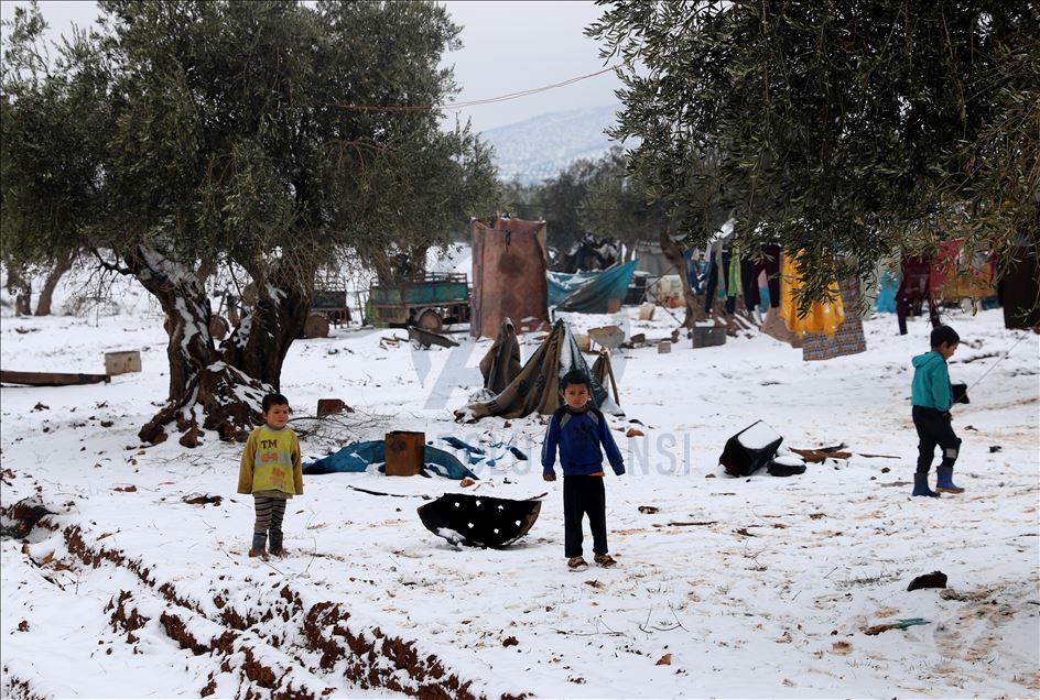 Suriye'nin Azez ilçesi kara teslim oldu
