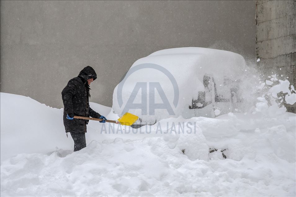 Snow depth exceeds one meter in Turkey's Van