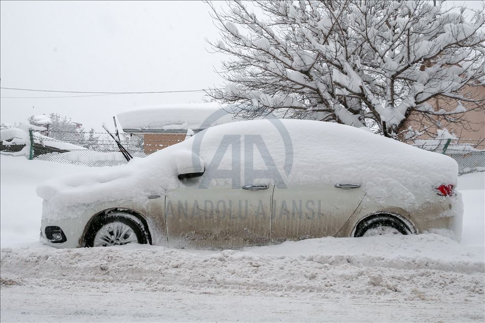 Snow depth exceeds one meter in Turkey's Van