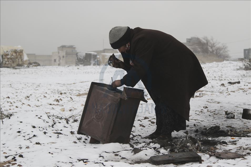 Suriye'nin Azez ilçesi kara teslim oldu