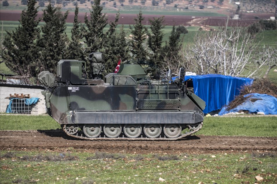 Suriye sınırına fırtına obüsü ve zırhlı araç sevkiyatı