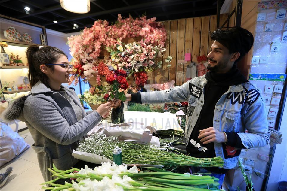 Jelang Hari Valentine di Irak