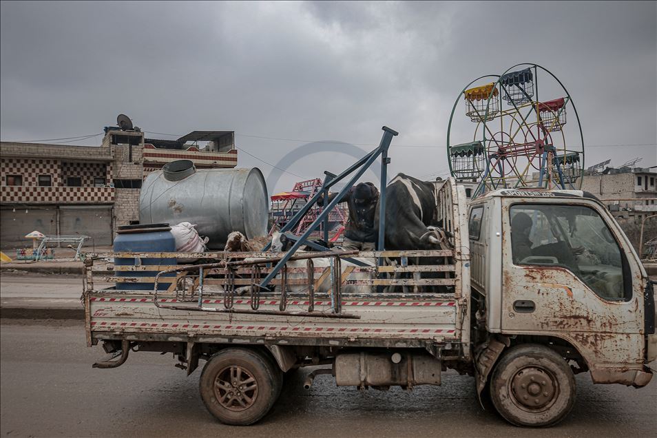 Warga Suriah tinggalkan kota Idlib