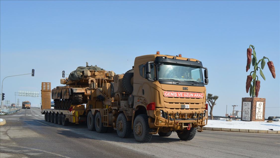 Suriye sınırına tank sevkiyatı