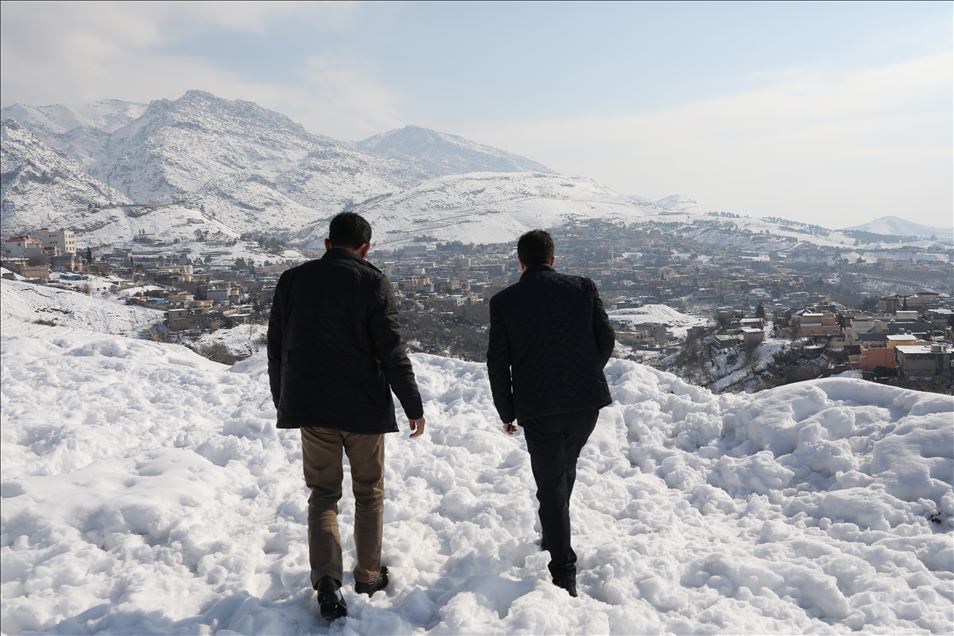 شهپۆلێكی بهفر بارین ئاکرێی گرتووەتەوە