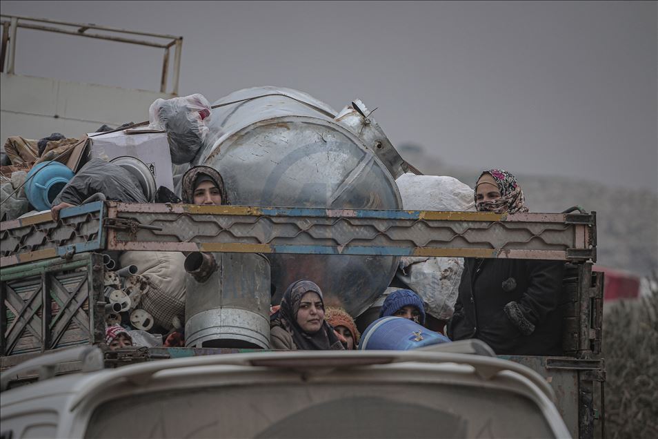Warga Suriah tinggalkan kota Idlib
