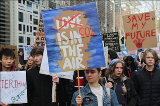 U Londonu održani protesti protiv vladine politike o klimatskim promjenama