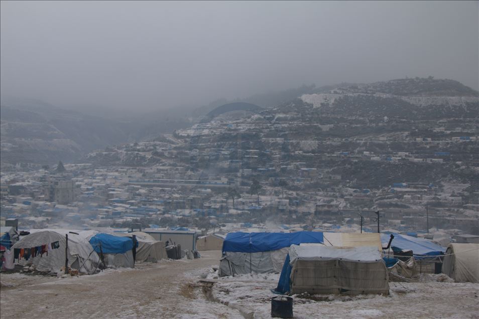 Freezing cold day in a refugee camp in Idlib