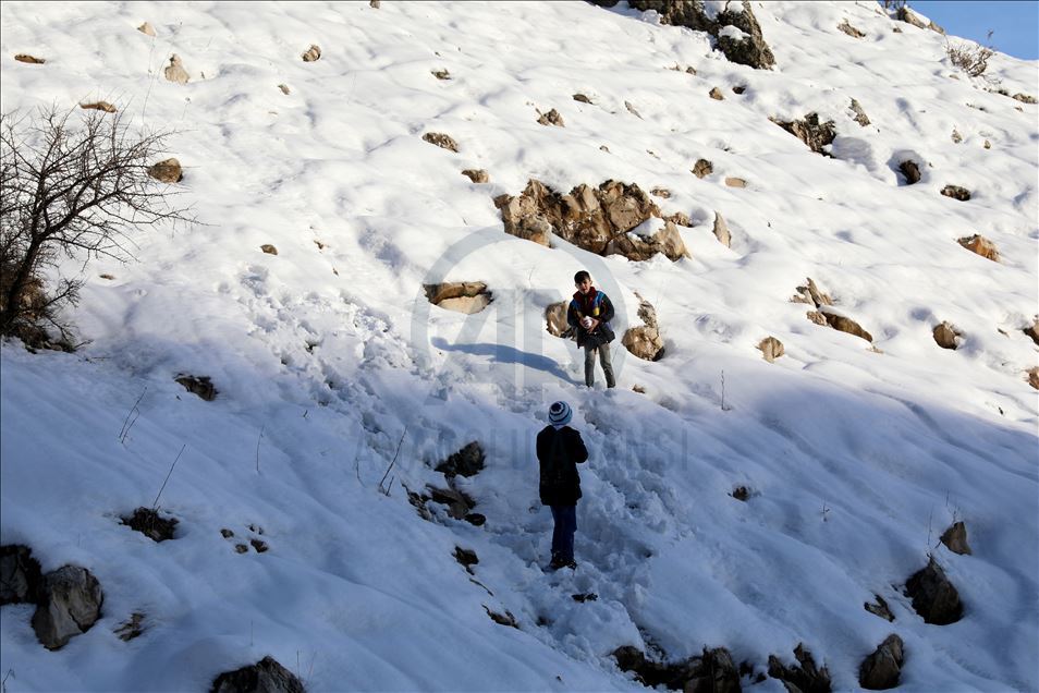 Irak'ın Duhok vilayetinde kar sevinci
