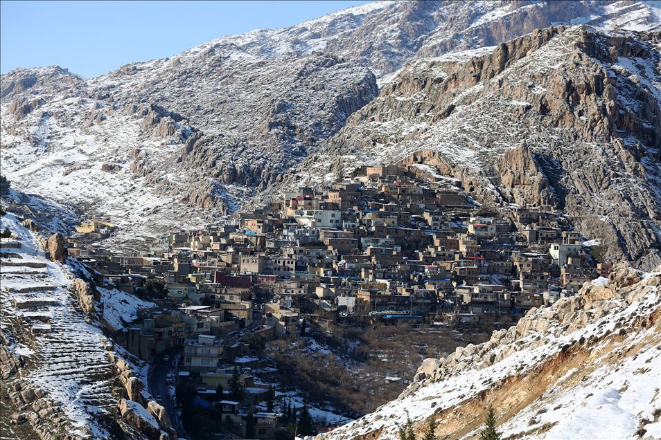 Irak'ın Duhok vilayetinde kar sevinci