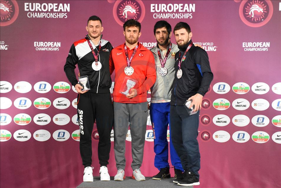 Milli güreşçi Süleyman Karadeniz Avrupa şampiyonu