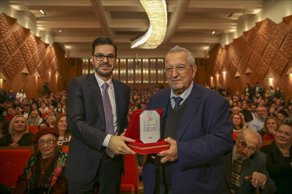 TRT Ankara Radyosu Çoksesli Korosu 50'nci yıl dönümü galası