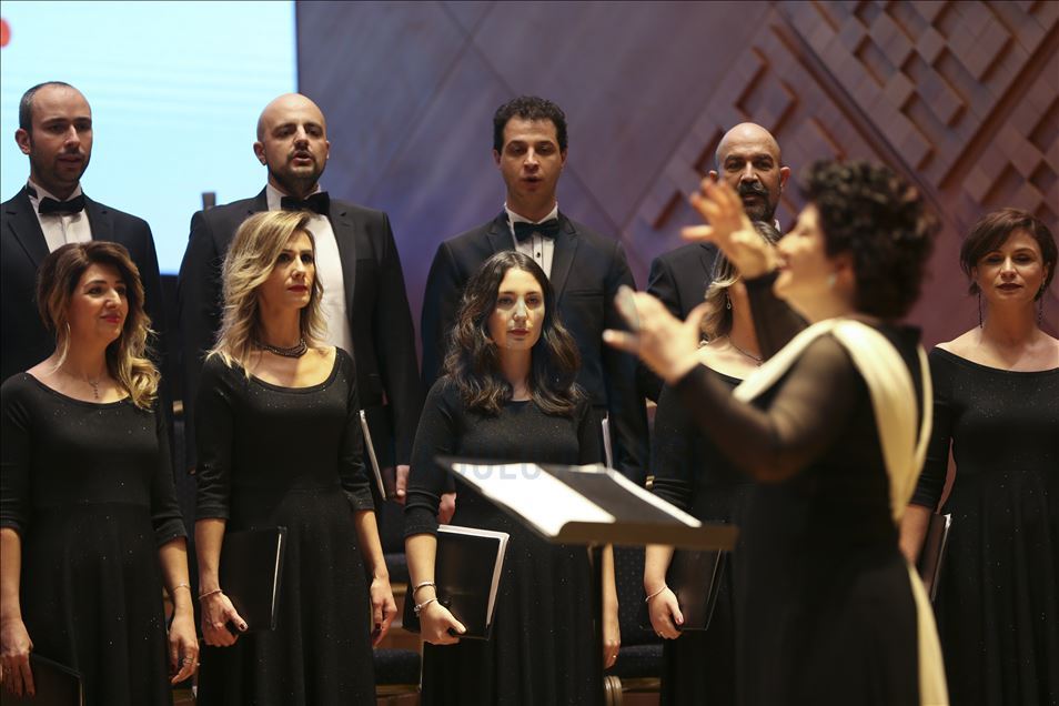TRT Ankara Radyosu Çoksesli Korosu 50'nci yıl dönümü galası