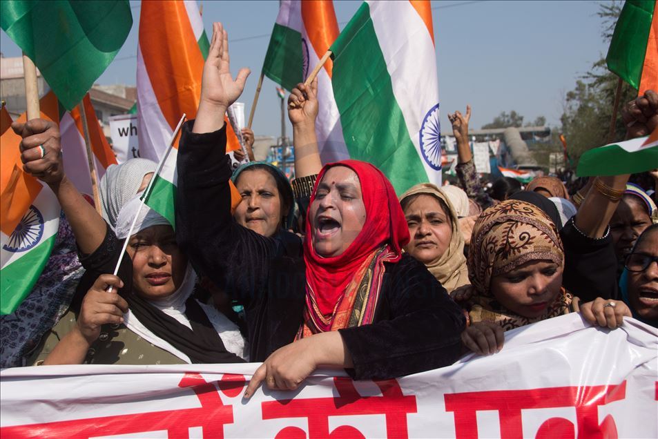 Hindistan'da protestolar sürüyor