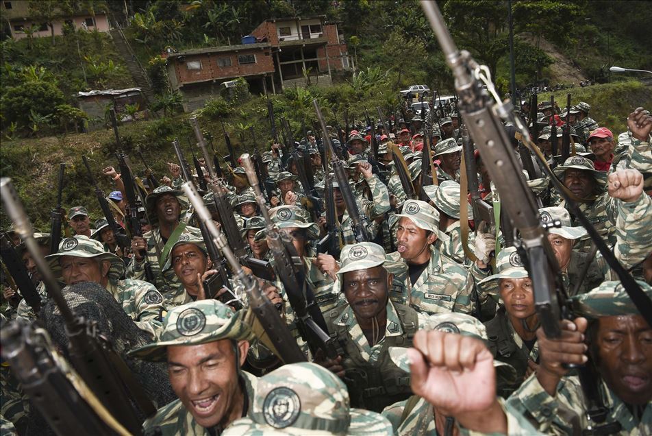 Comienzan los ejercicios militares en Venezuela