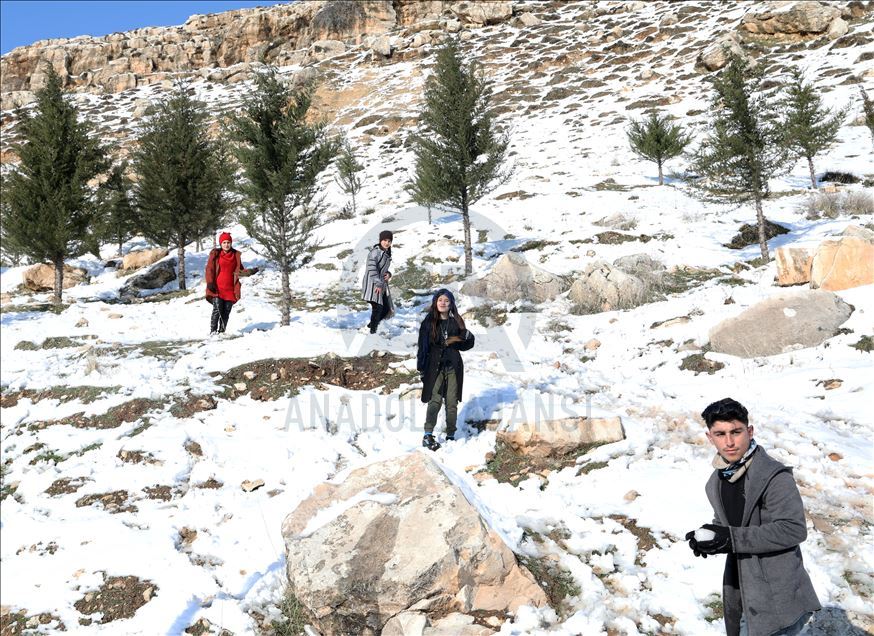 Irak'ın Duhok vilayetinde kar sevinci