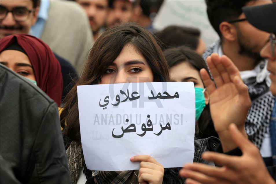 Irak'ta öğrenciler hükümet karşıtı gösterilere destek verdi