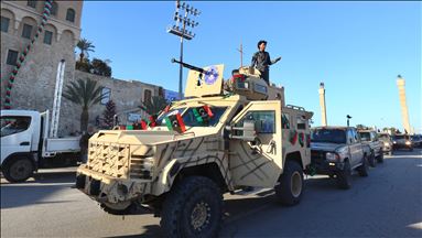 Libyalılar 17 Şubat devrimini kutlamaya başladı