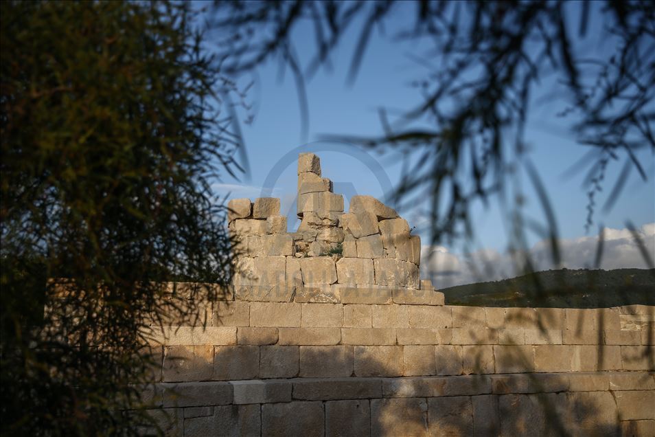منارة "باتارا" الأثرية في أنطاليا التركية .. تحافظ على طبيعتها منذ ألفي عام
