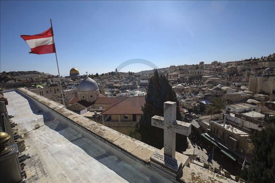 القدس..أبنية ترفرف عليها أعلام غربية تحكي قصصا تاريخية