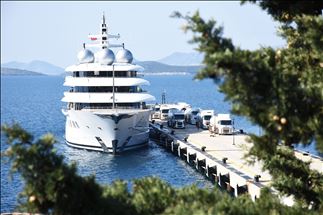Jahti super-luksoz "Amadea" në Turqi