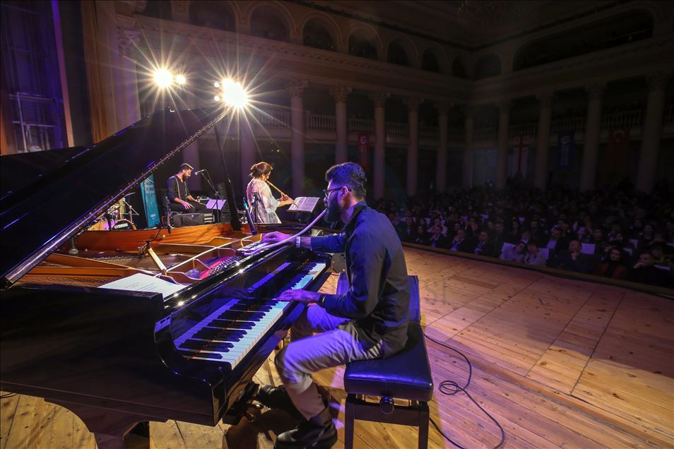 Tiflis'te düzenlenen "Anadolu Ezgileriyle/Ney in Ethno Jazz" konserine yoğun ilgi