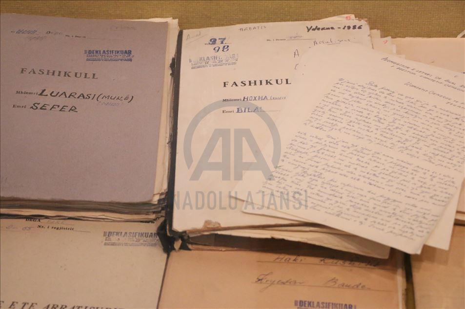 “Trajtimi i krimeve të komunizmit është një proces që duhet të vazhdojë”
