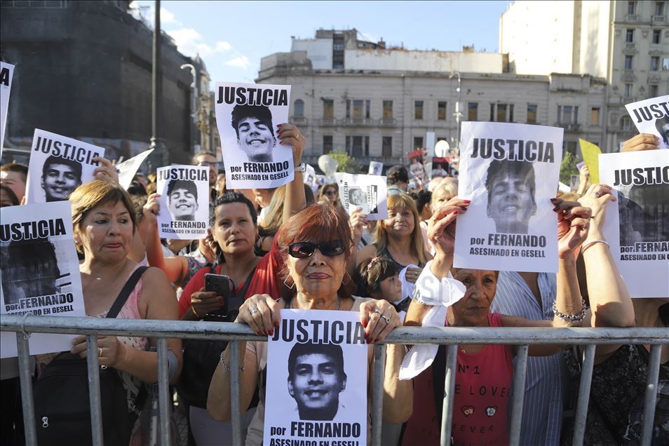 Arjantin'de dövülerek öldürülen genç için protesto düzenlendi