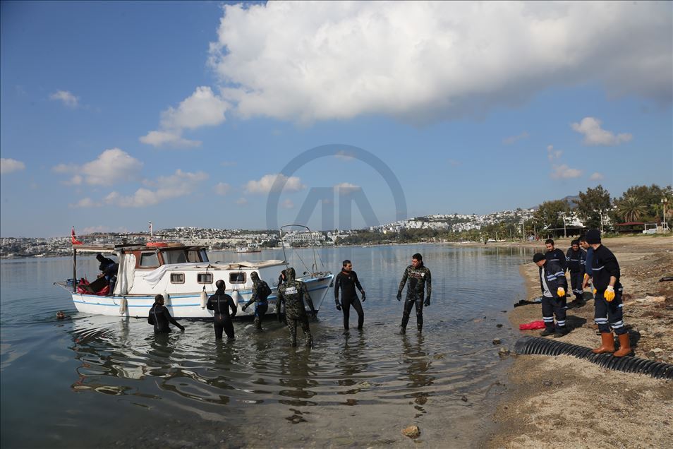 Bodrum'da deniz dibi ve kıyı temizliğinde 116 kilogram atık toplandı