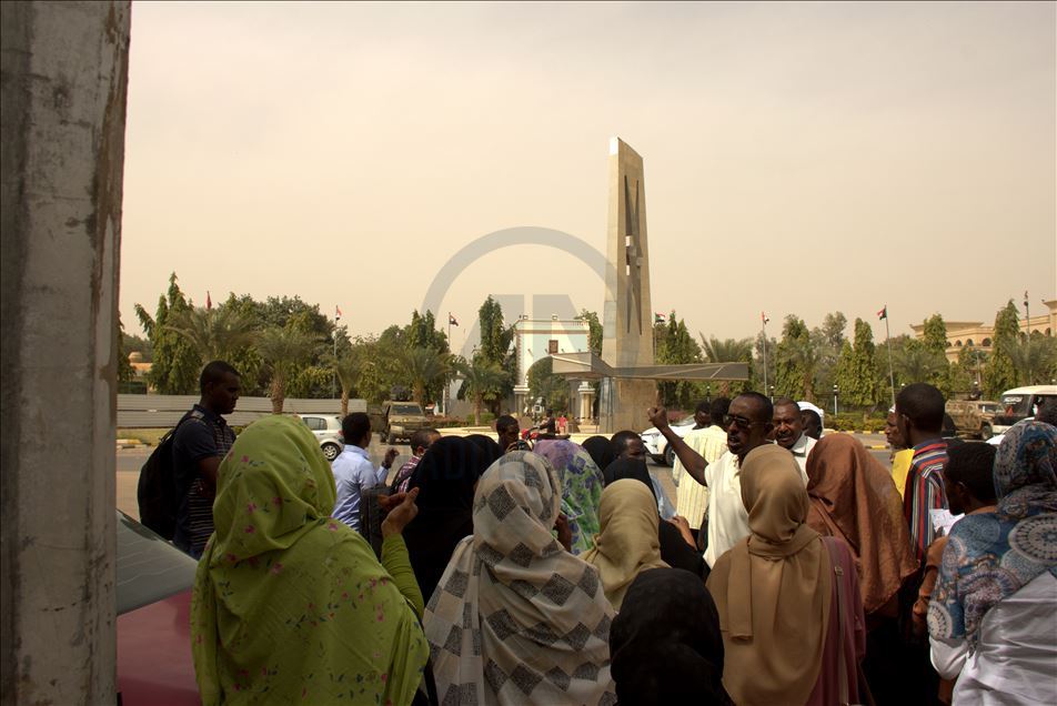 بسبب "كورونا".. أسر سودانية تطالب بإجلاء أبنائها من ووهان الصينية