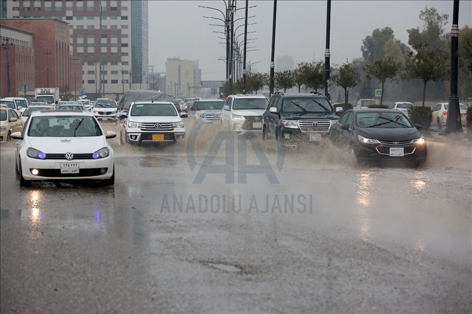 ھەولێر.. باران بارین
