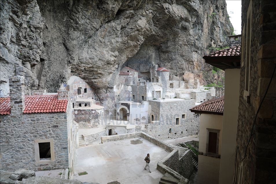 Visitors to tour Sumela Monastery by cable cars