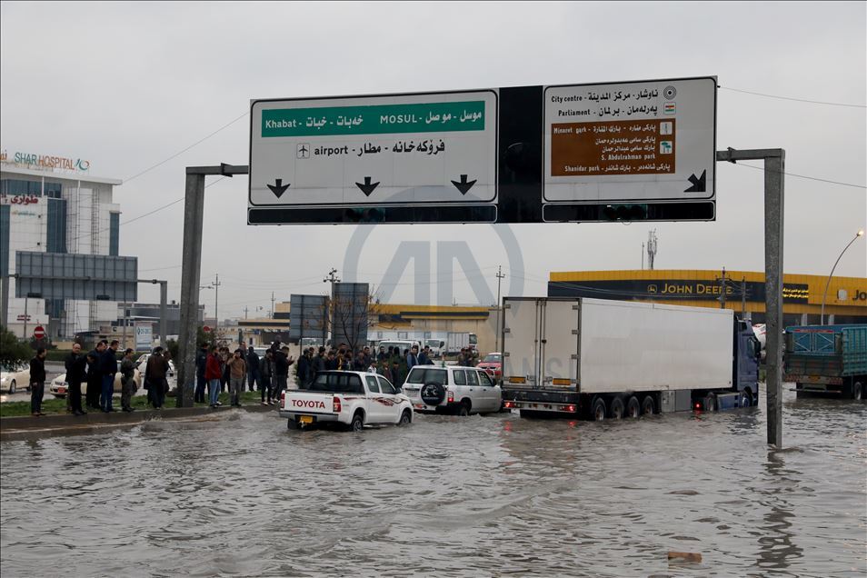 ھەولێر.. باران بارین
