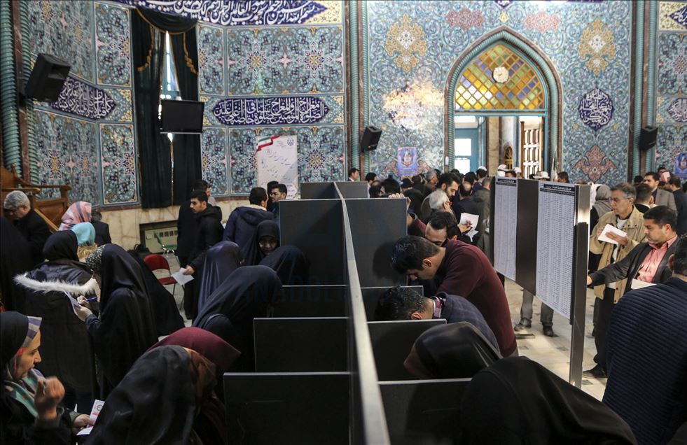 رای گیری یازدهمین دوره انتخابات مجلس ایران آغاز شد 