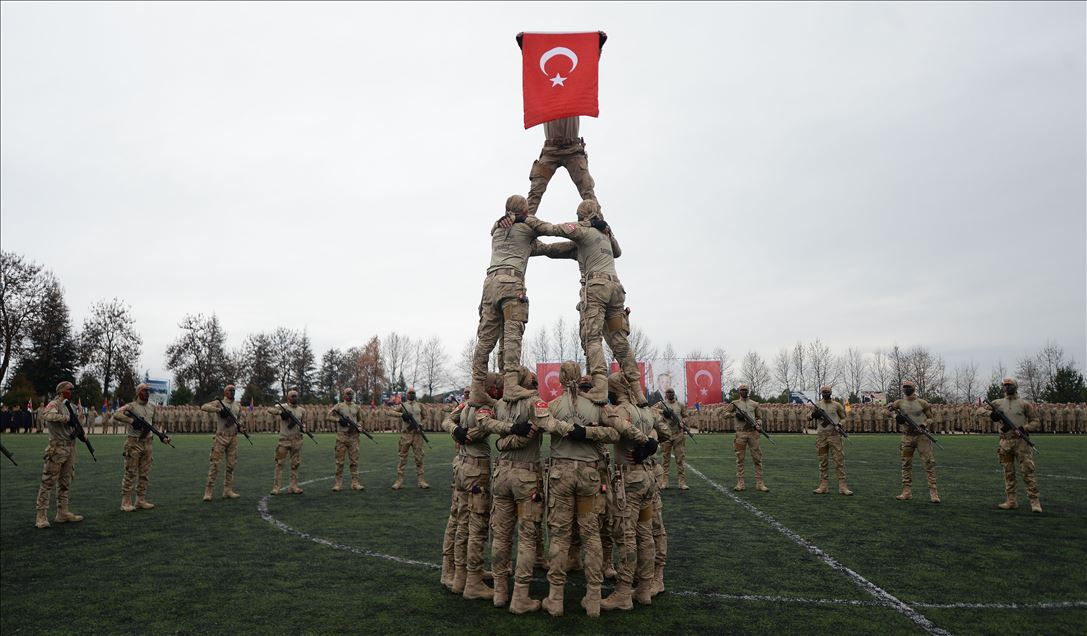 Uzman erbaşların mezuniyet töreni