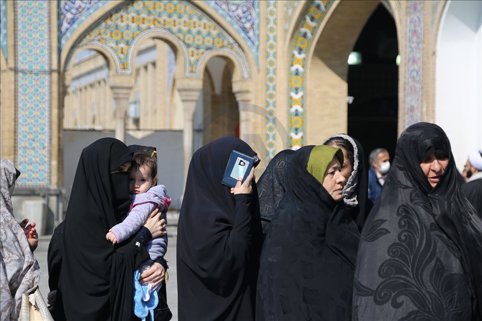 التصويت في الانتخابات البرلمانية في إيران