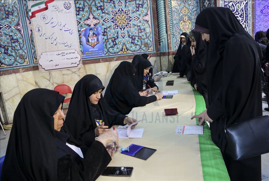 انطلاق التصويت في الانتخابات البرلمانية في إيران
