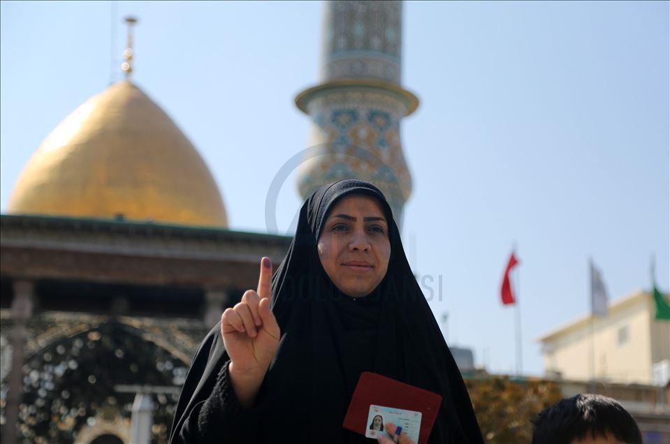 التصويت في الانتخابات البرلمانية في إيران
