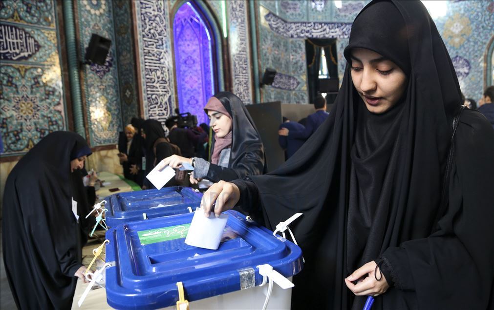 رای گیری یازدهمین دوره انتخابات مجلس ایران آغاز شد 