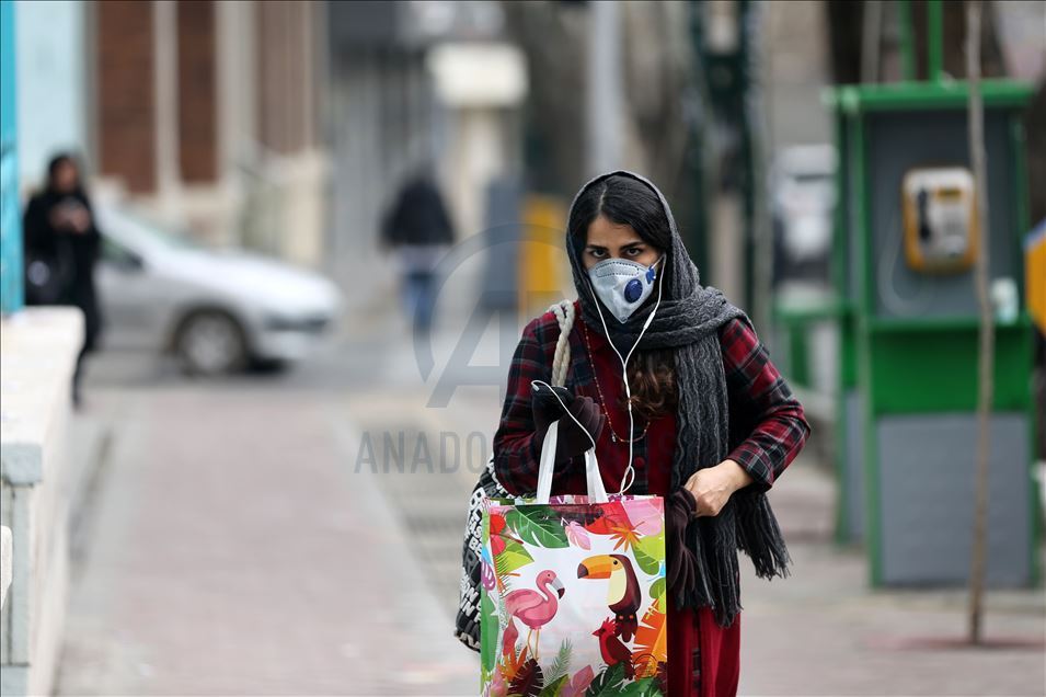 Tahran'da koronavirüs önlemi

