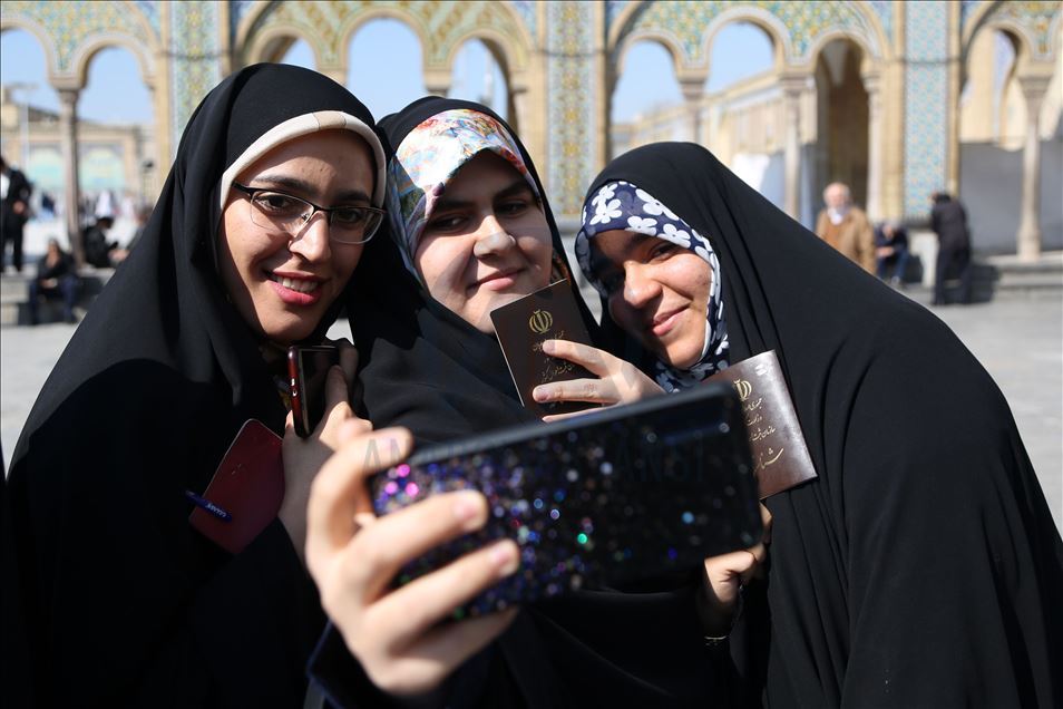 التصويت في الانتخابات البرلمانية في إيران