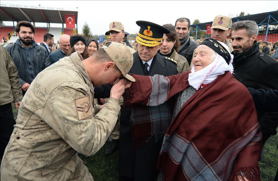 Uzman erbaşların mezuniyet töreni