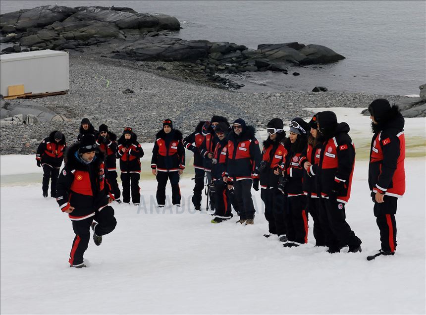 Antarktika Bilim Seferi'ni gerçekleştiren ekip Türk Üssü'ne ulaştı