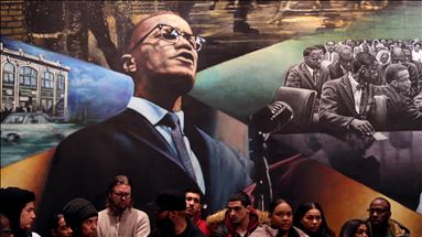 Malcom X New York'ta sevenleri tarafından anıldı