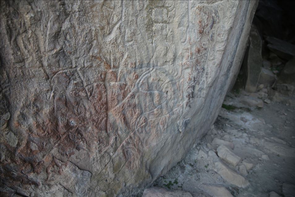 Gobustan rock art: Bridges ancient, modern times 