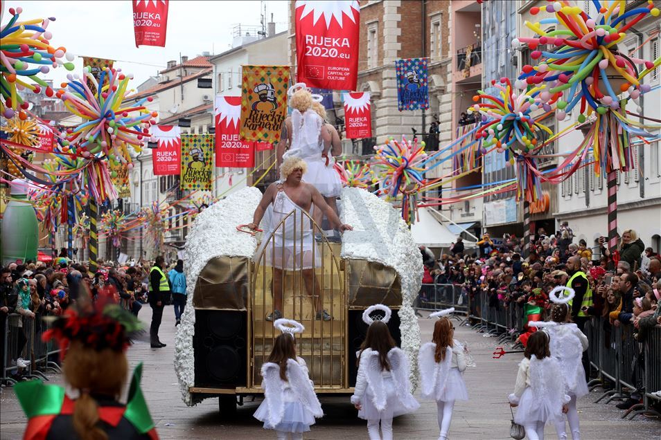 Hırvatistan'da 37. Uluslararası Rijeka Karnavalı düzenlendi